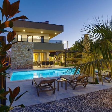 Villa Bavigo Barban Exterior photo