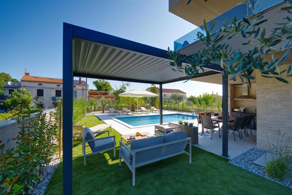 Villa Bavigo Barban Exterior photo